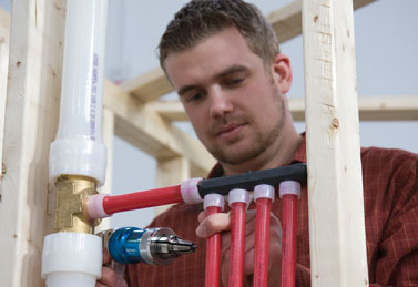 Flower mound plumbing contractor installs PEX piping on a new installation